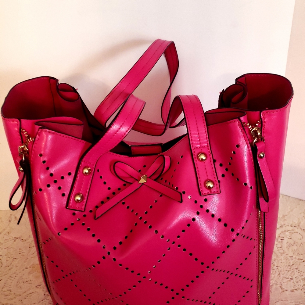 Ladies Leather handbag pink